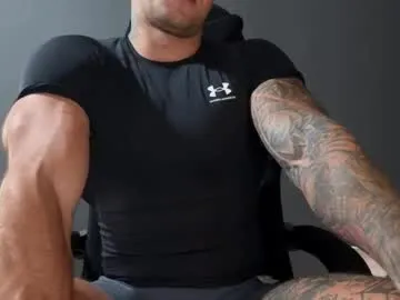 panther_style — Ready to pounce #muscle #findom #master  #alpha #straight More dirty talk in privat [2000 tokens remaining]