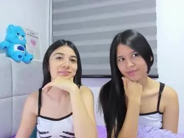 Freechat roseandmiah on Chaturbate