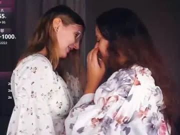 shirleenmahaffey — french kiss  #new #shy #bigass #lesbian #natural [45 tokens remaining]