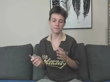 twinkguy_slim — Public cum show [1219 tokens left] #twink #young #lovense #feet #uncut