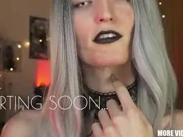 yulladao on Chaturbate 