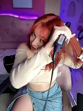 Alysson_LS — Flash tits