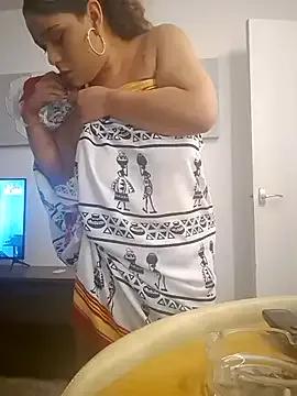 BubblesLovexox — Naughty PUSSY Tease 