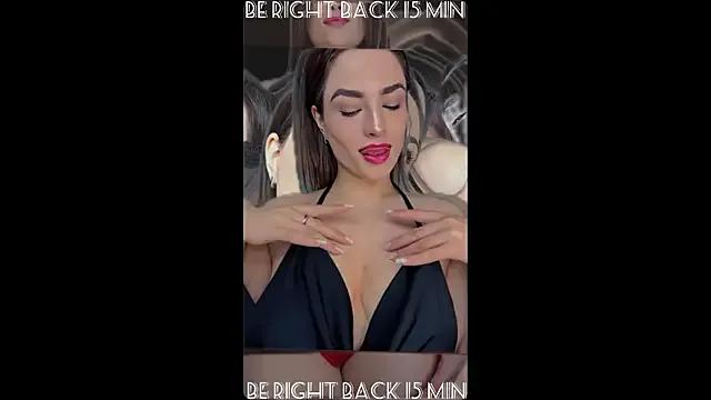 Camilla__one__ on StripChat