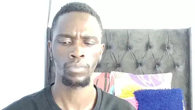 Dandelion_enigman on StripChat 