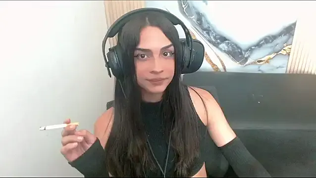 Dollbehavior_ on StripChat 
