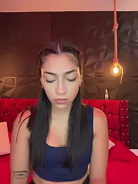 Ema_azel on StripChat