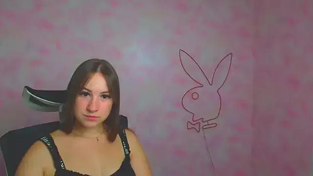 Evelina_GG on StripChat
