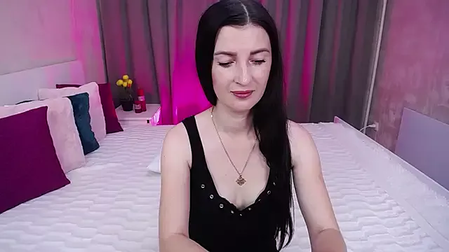 EvelinCuper on StripChat 