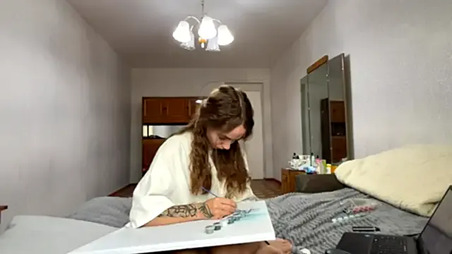 EvieDoll on StripChat 