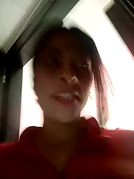 Fox_Roxxan — Giant squirt with deep Domi