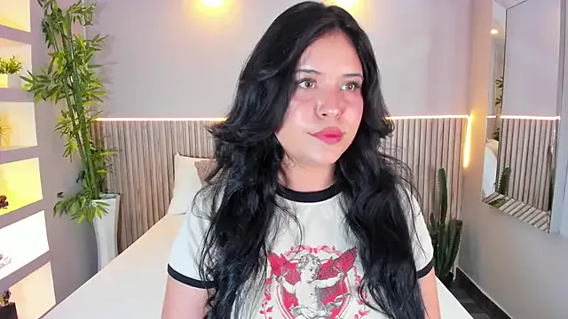 GeorginaReyes — ride my torso in doggy 