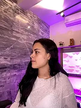 HannaRhodes on StripChat 