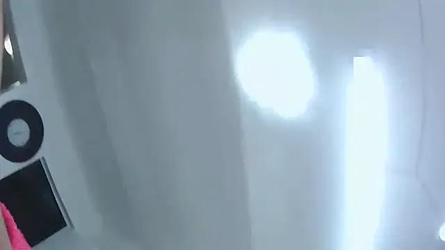 HipsDontLieX95 — Freechat on StripChat