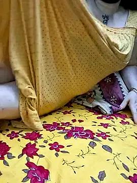 Indian_Coupl3 — Private on StripChat