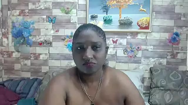 Indian_tracy — make me smile