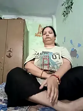 Kavya_kapoor — I will u show my ass hole