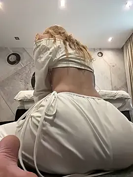 Ketitull — TOPLESS