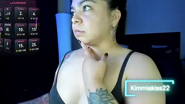 kimmiakiss22 — Dildo Pussy