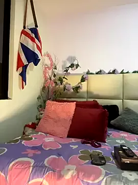 kymmgolden on StripChat 