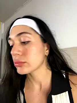LaanaCooper on StripChat 