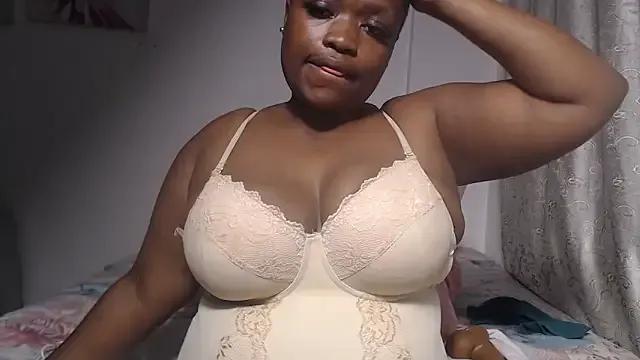 lady-zeei on StripChat