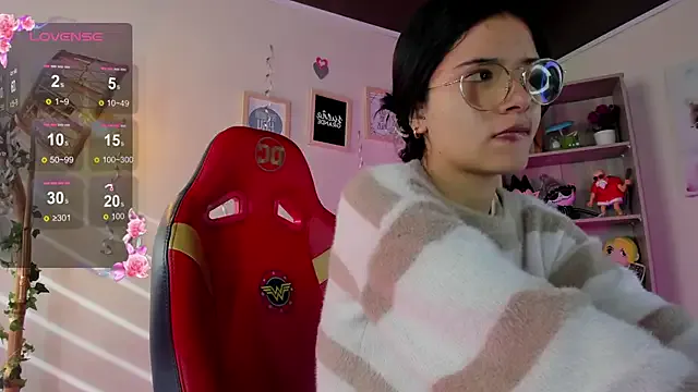 Lana_Dreams_ on StripChat