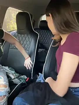 LavenderHot — Two fingers in pussy & cum show