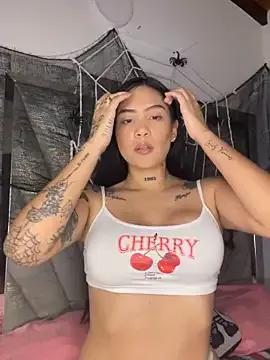 liahouses on StripChat