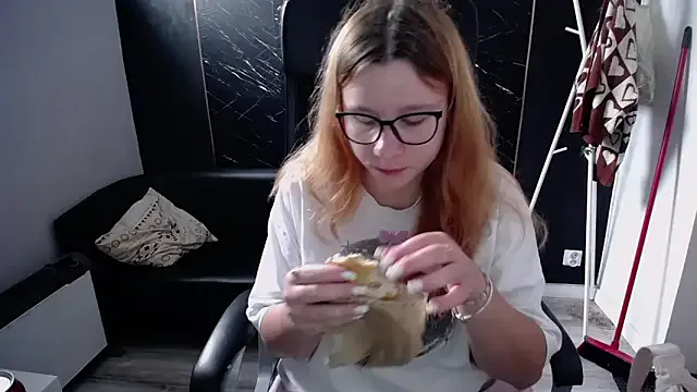 littleviki7 — Freechat on StripChat