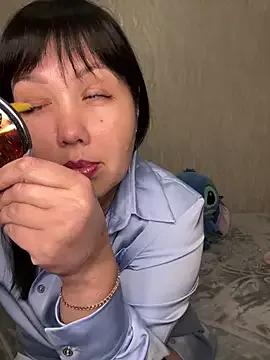 Love__Mom — Orgasm to squirt