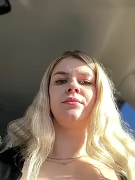 Love_Bri — Make my pussy very good