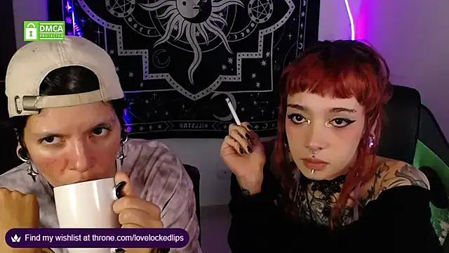 lovelockedlips on StripChat