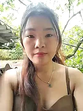 lylylove on StripChat 