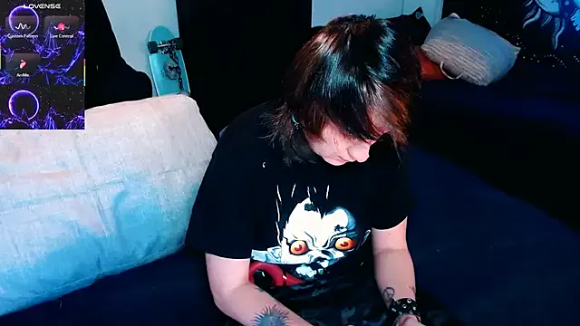 Marieblueeyes — Horny time live/tip menu /squirtbigclit