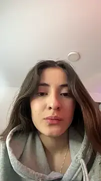 Pr1nc3ssgabi — put oil in body in lencerie