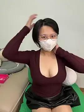 Freechat pumpkin_91 on StripChat