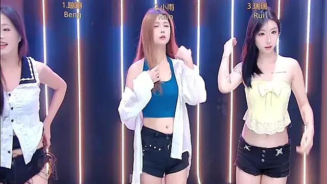 queen-001 — Group on StripChat