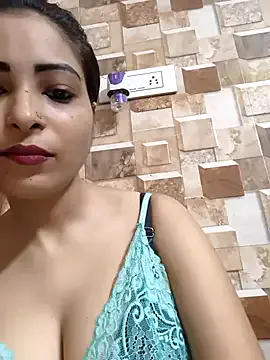 QUEEN-ADITI — Freechat on StripChat