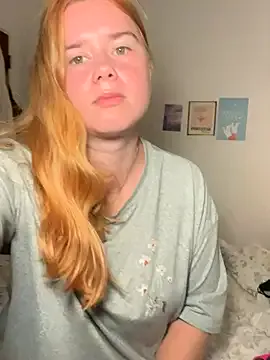rosydee_nonnude — Tits out for 5 mins