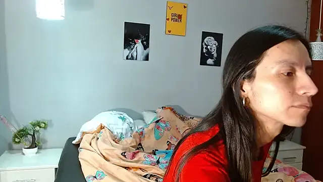samantha_aris on StripChat 