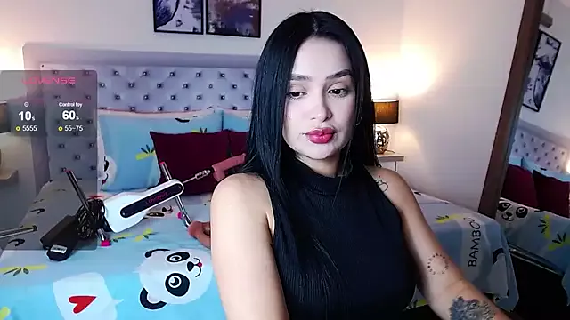 sarascottt on StripChat 
