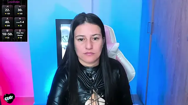 Saskyaa on StripChat 