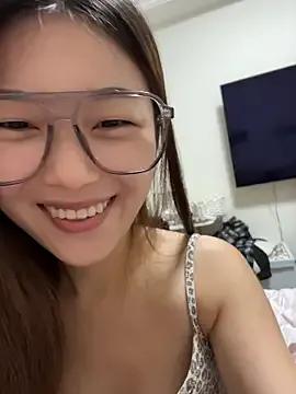 Sweet-Angel999 on StripChat
