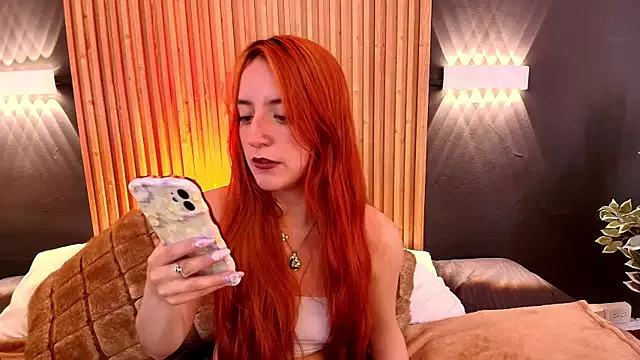 sweet_blueberry_ on StripChat 