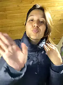 TellusYAres on StripChat 