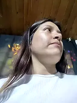 TellusYAres on StripChat 