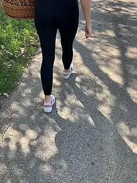 THE_SECRET_SNACK — Fuck me from behind right here 