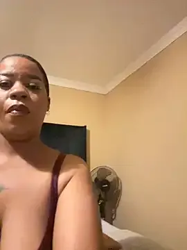 THICKBUNNYCHICKxxx — Freechat on StripChat
