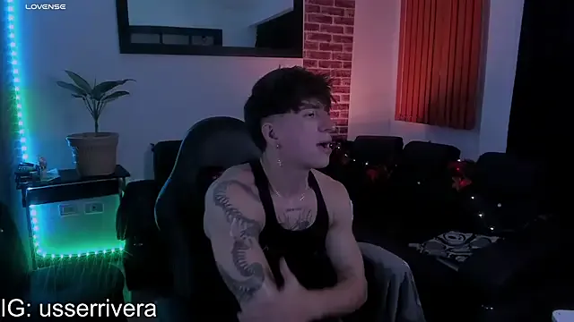 Thomass_clark — tunr me on